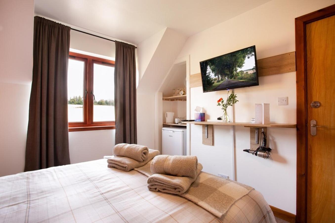 Beechwood Lodge Guesthouse Алнесс Экстерьер фото
